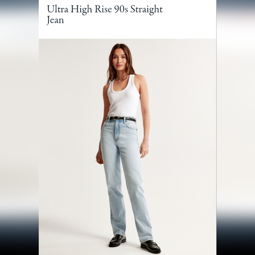 Abercrombie Ultra High Rise 90s Straight Jean (30/10 LONG)